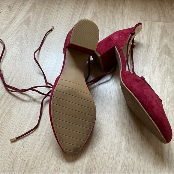 Kenneth Cole Burgundy Suede Lace Up Pumps - Picture 4 of 4